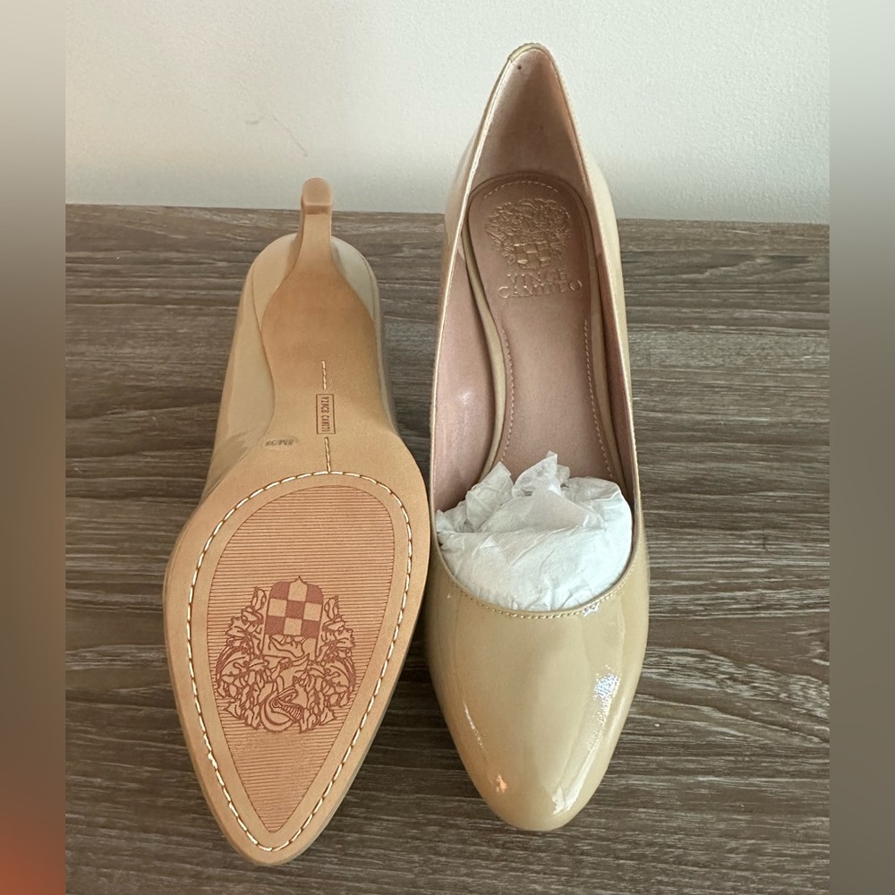 Vince Camuto Cream Pumps